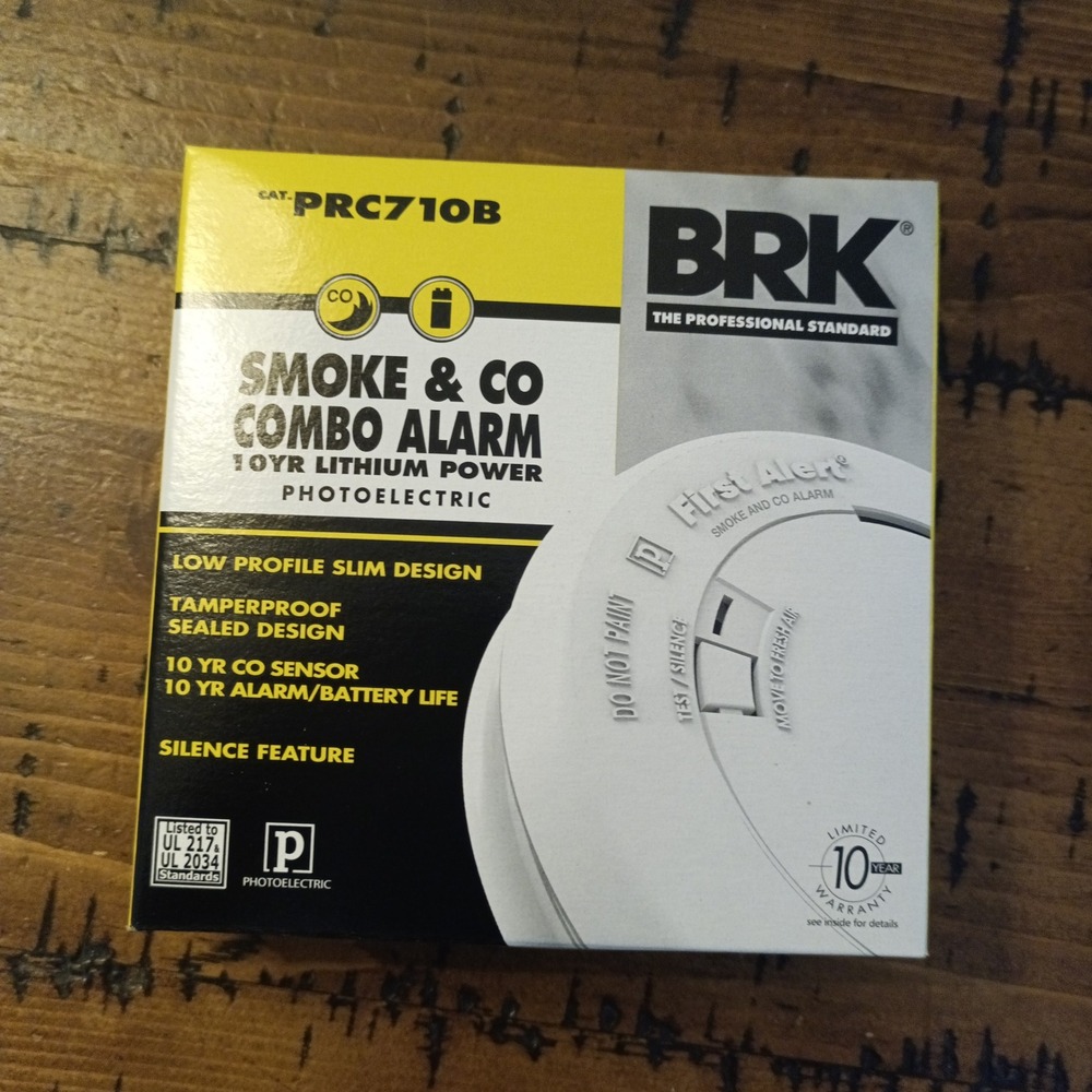 BRK First Alert PRC710B Smoke and Carbon Monoxide Alarm 10 Year Battery New